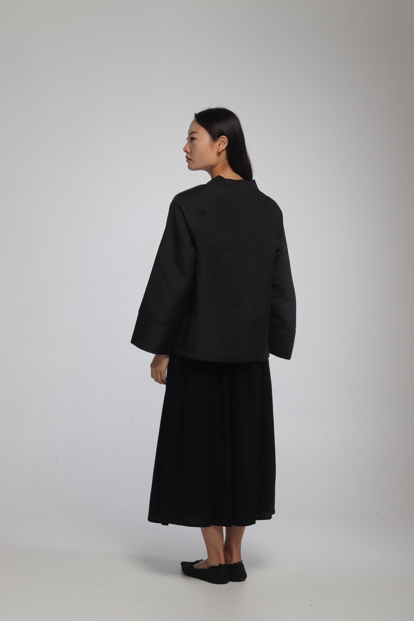 JAPANESE BLACK LINEN SET