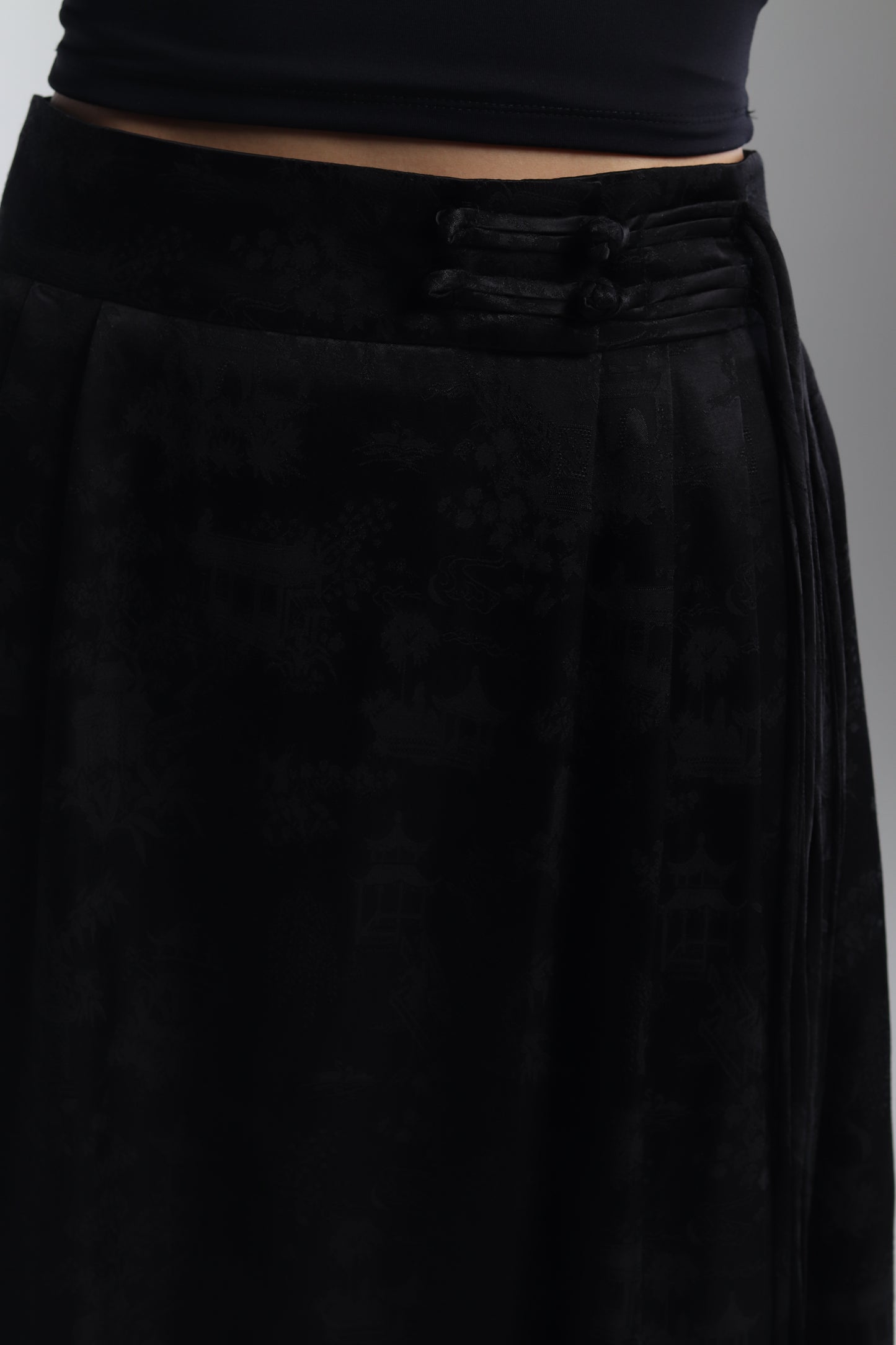 MIYAKO SKIRT BLACK
