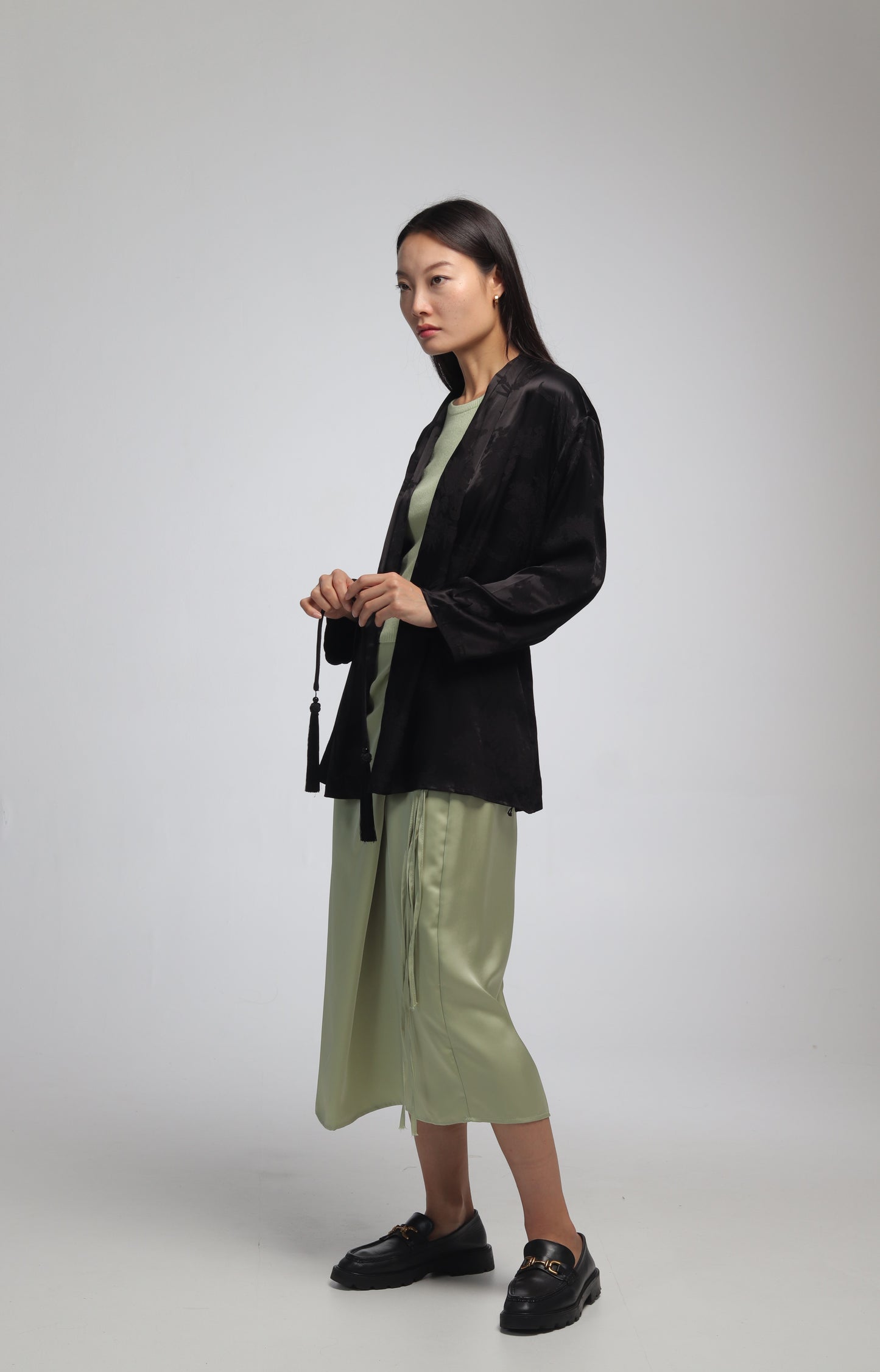 NAMI DRAPED KIMONO BLACK