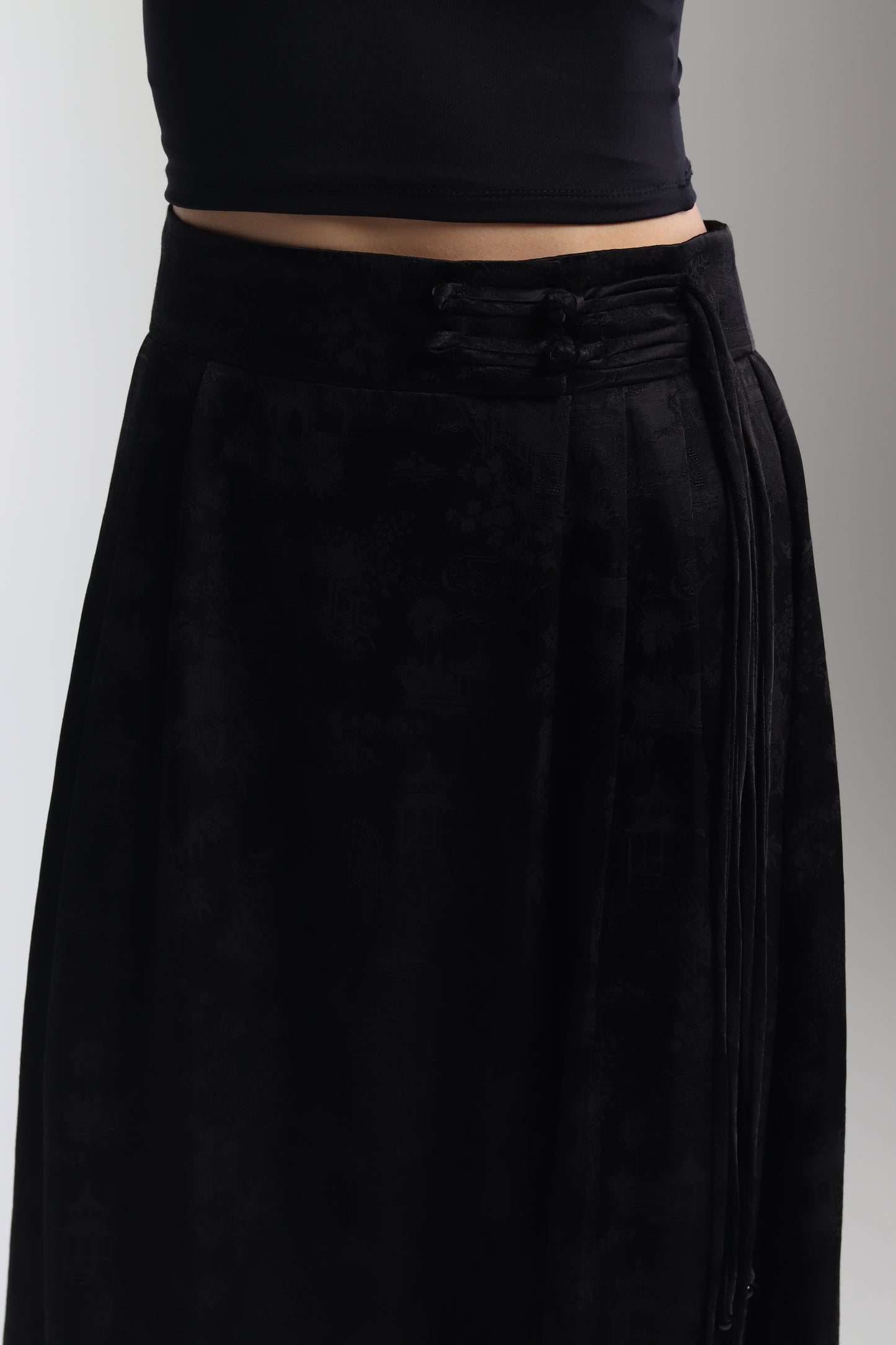 MIYAKO SKIRT BLACK