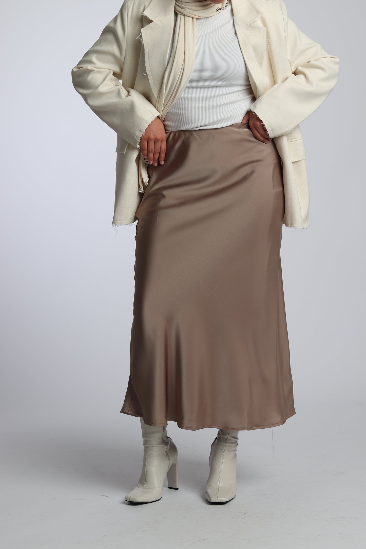 Jupe Midi Satinée Taupe