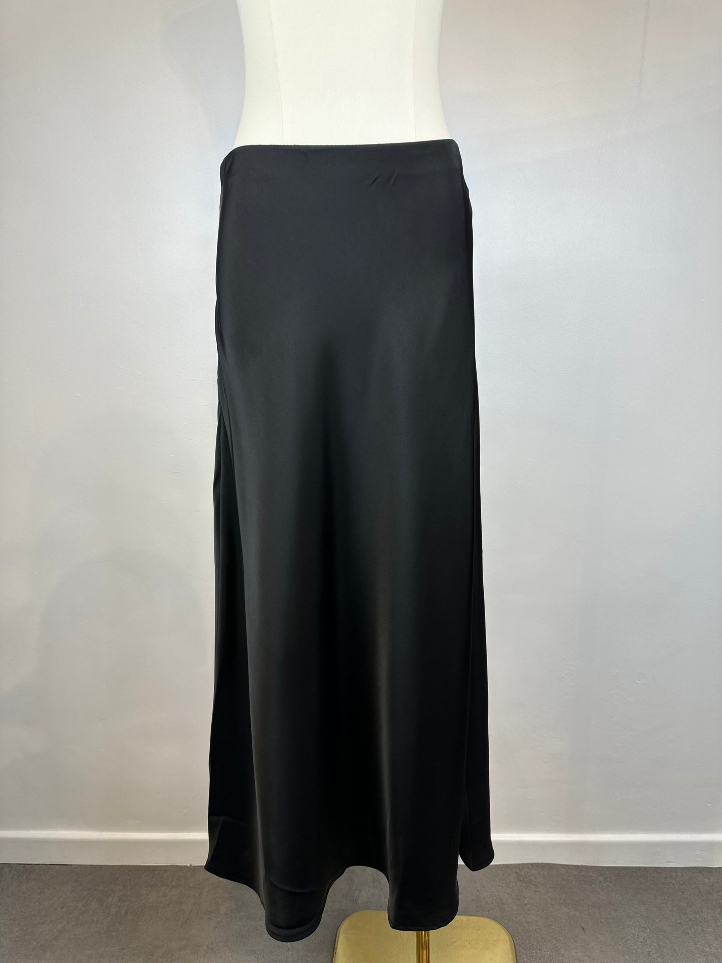 Jupe Midi Satinée Noir