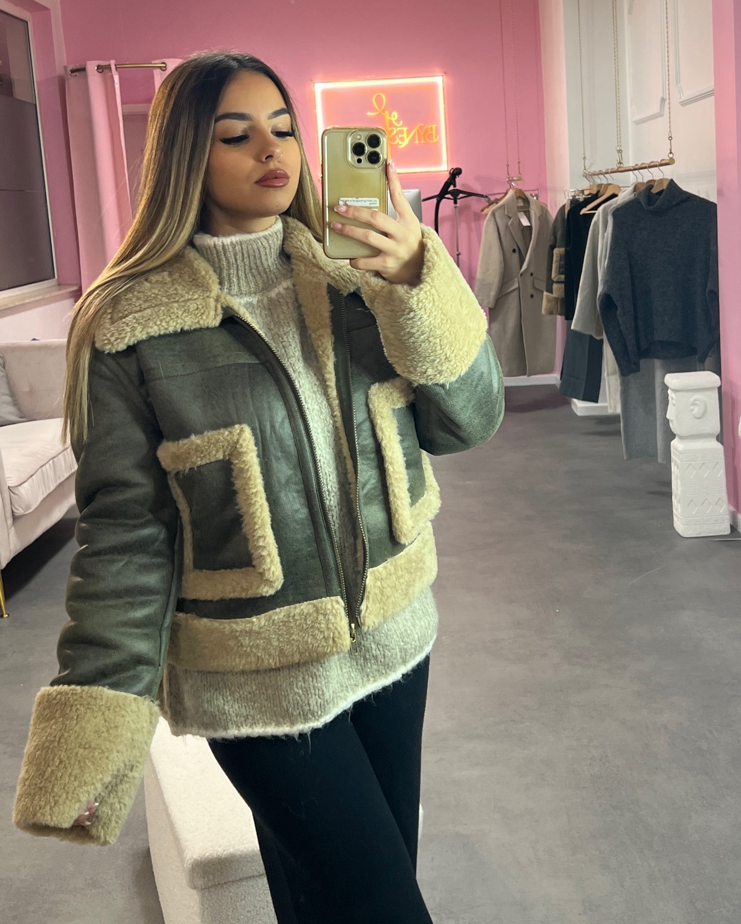 Blouson aviateur en cuir vert kaki