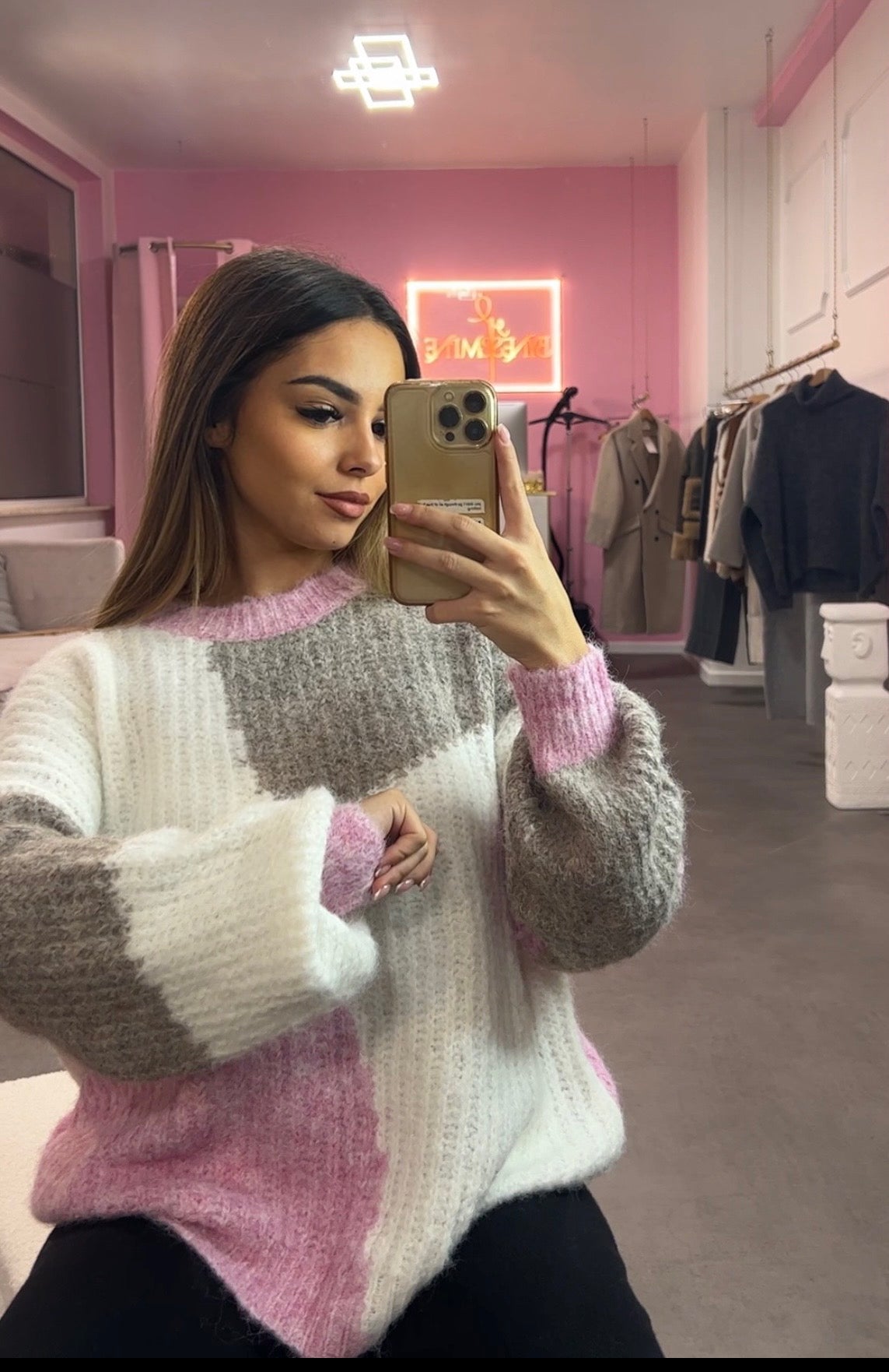 Pull en laine rose/blanc/marron