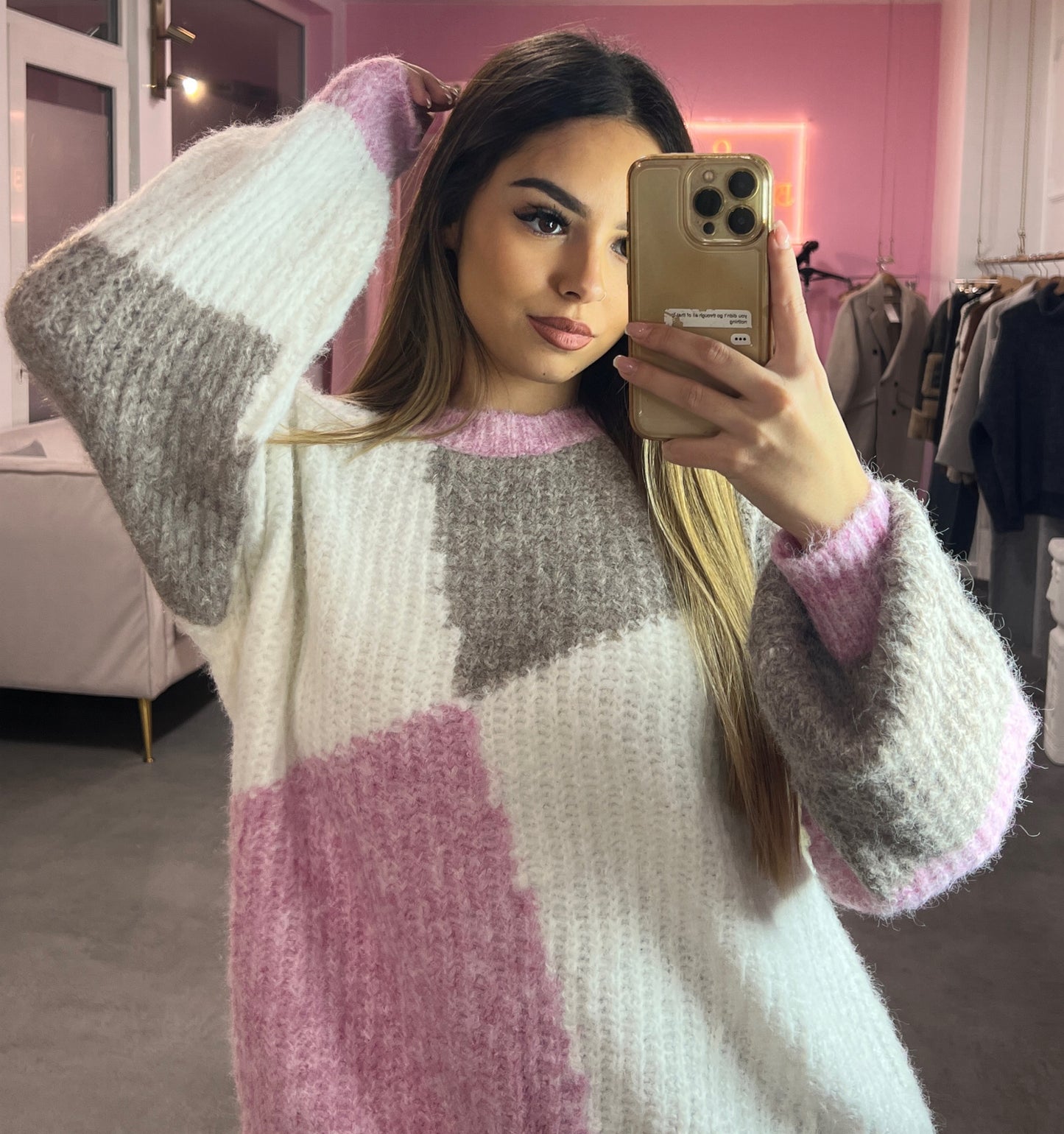 Pull en laine rose/blanc/marron