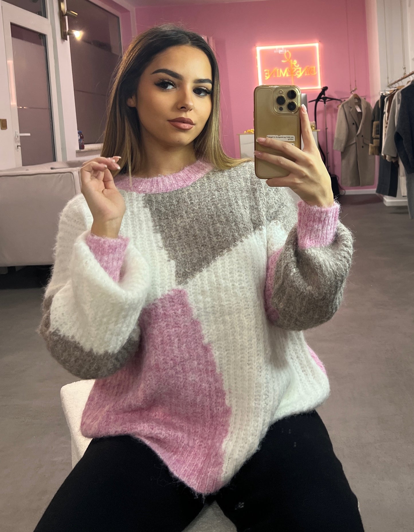 Pull en laine rose/blanc/marron