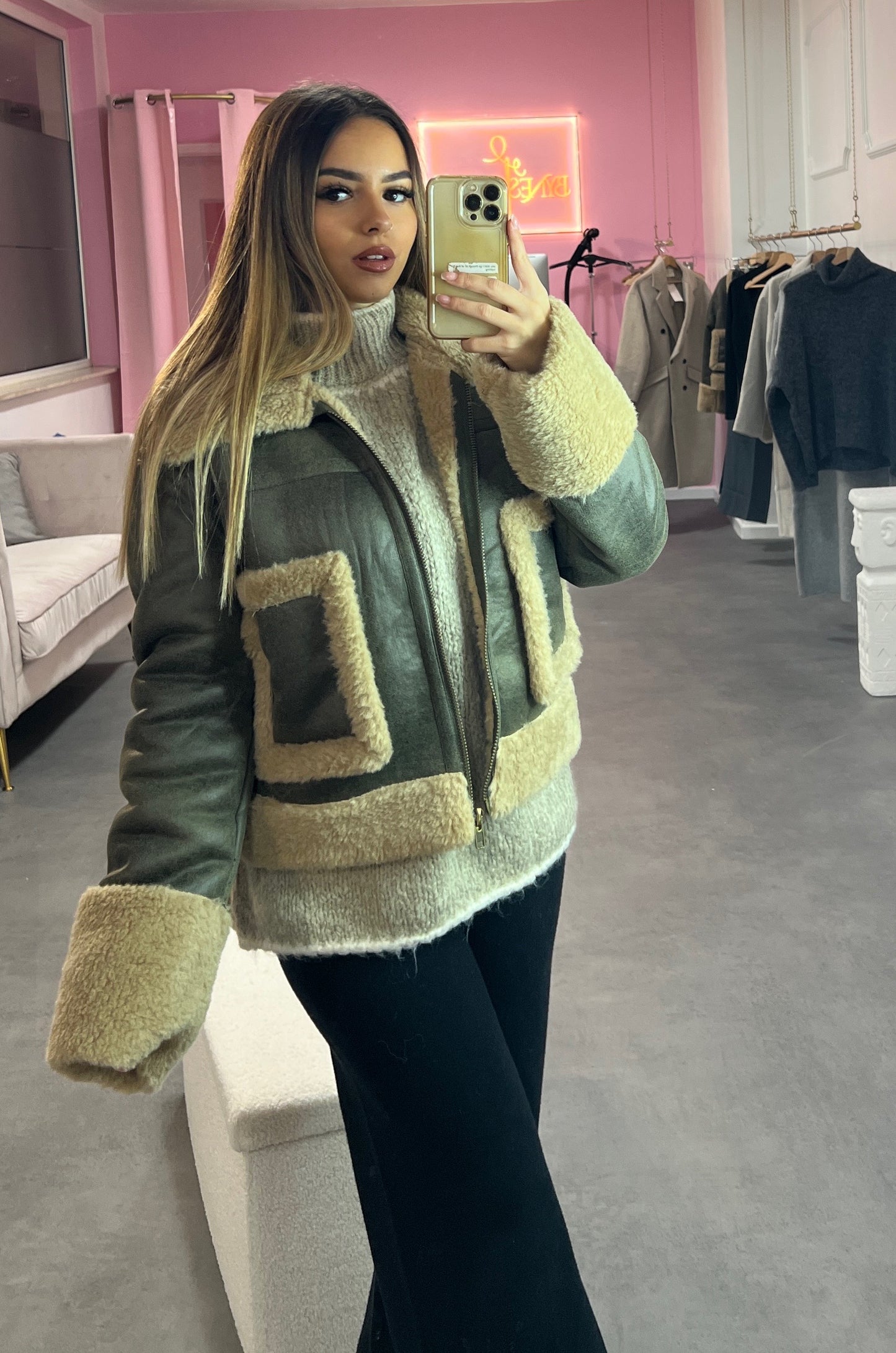 Blouson aviateur en cuir vert kaki