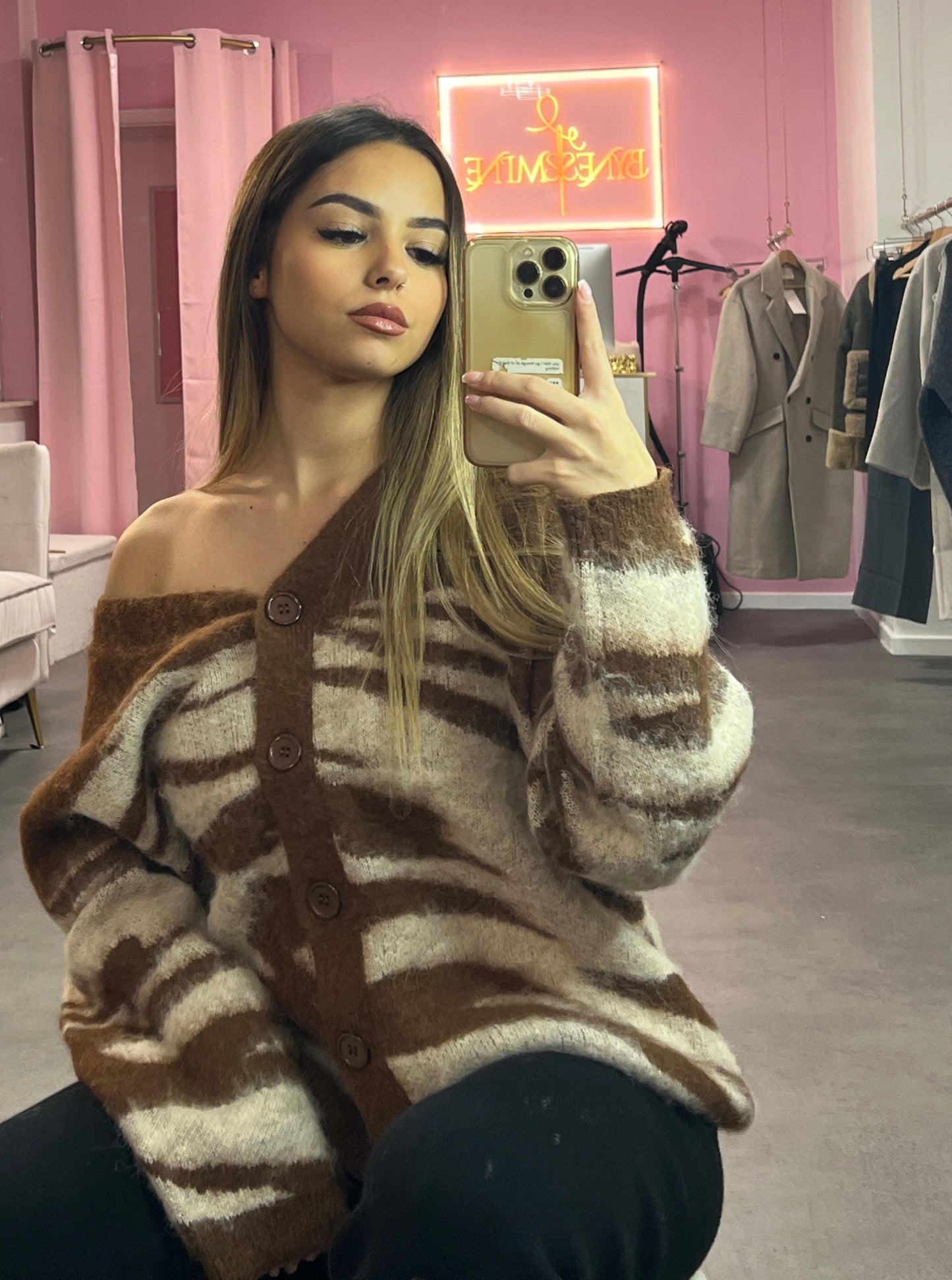 cardigan en maille marron beige