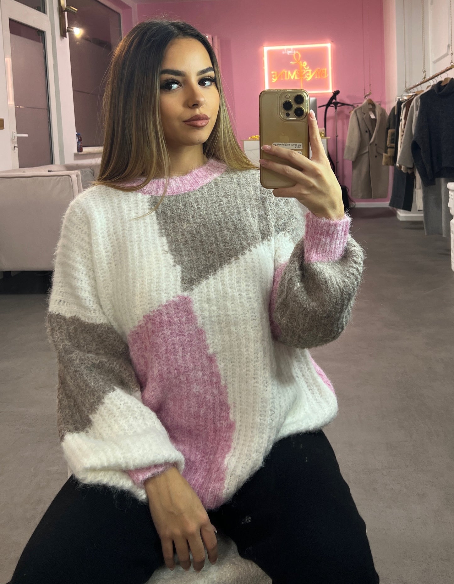 Pull en laine rose/blanc/marron